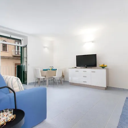 Apartamento 211 - Center Península Sorrentina